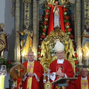 Nadbiskup Dražen Kutleša pohodio Župu Stupnik-Lučko
